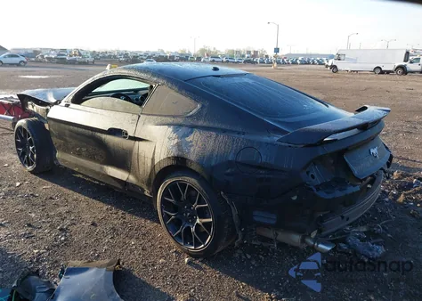 2019 Ford Mustang Ecoboost z USA, uszkodzony, nr VIN 1FA6P8TH7K5180949